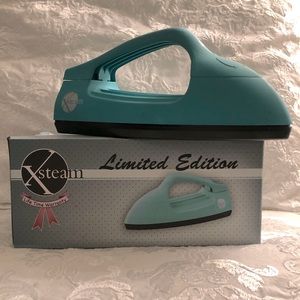 *SOLD via OfferUp* Handheld Steamer